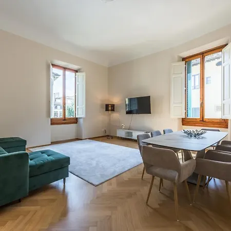 5 Min Duomo Magnificent Apartment *