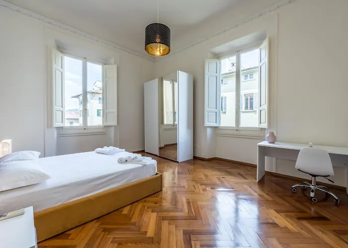 5 Min Duomo Magnificent Apartmán *